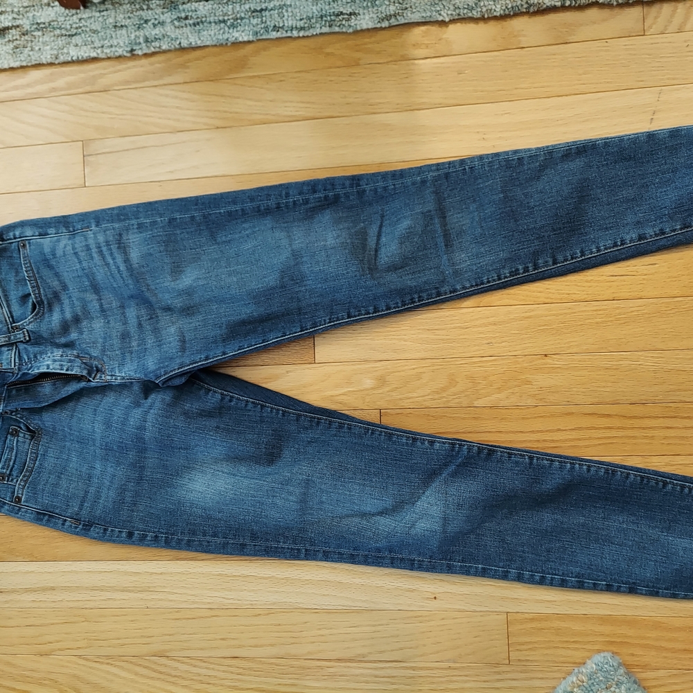Banana REPUBLIC SIZE 4 SKINNY Jeans